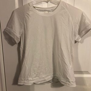 Lululemon Tee